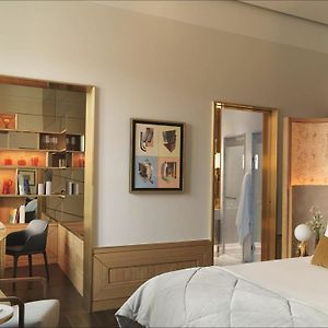 Kamer met een King Size Bed